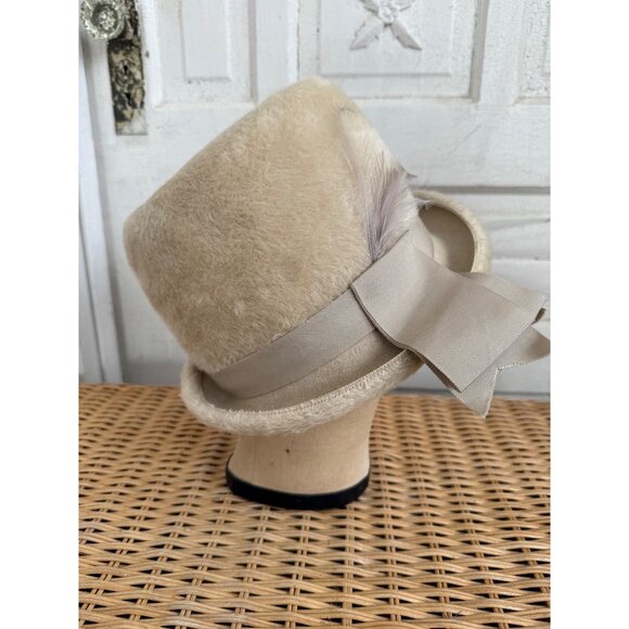 Vintage 60\'s Tan Fuzzy Wool Womens Tilted Fedora Hat Leci Size 22\